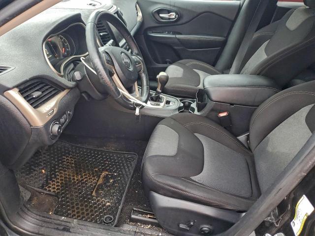 Jeep Grand Cherokee Latitude Image 2