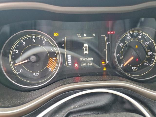 Jeep Grand Cherokee Latitude Image 3