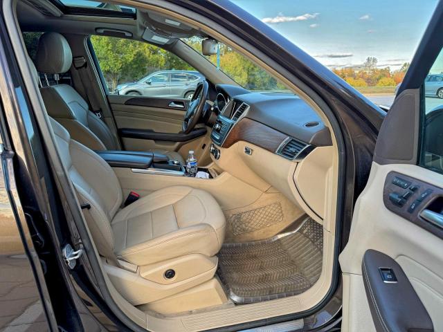 Mercedes-Benz M-Class 350 4matic Image 11