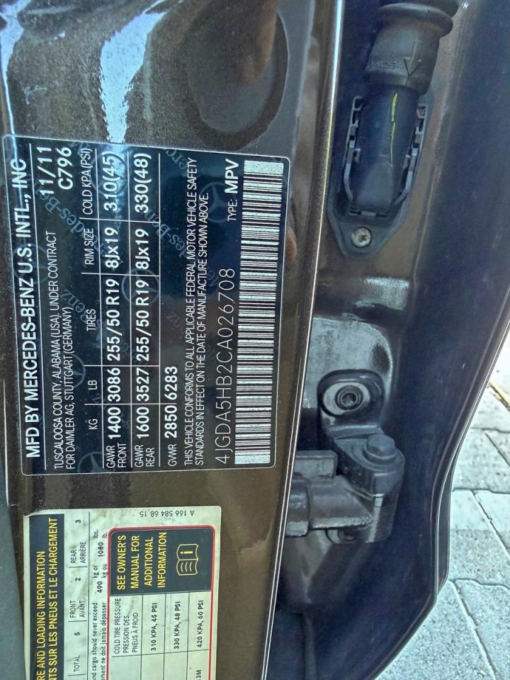 Mercedes-Benz M-Class 350 4matic Image 2