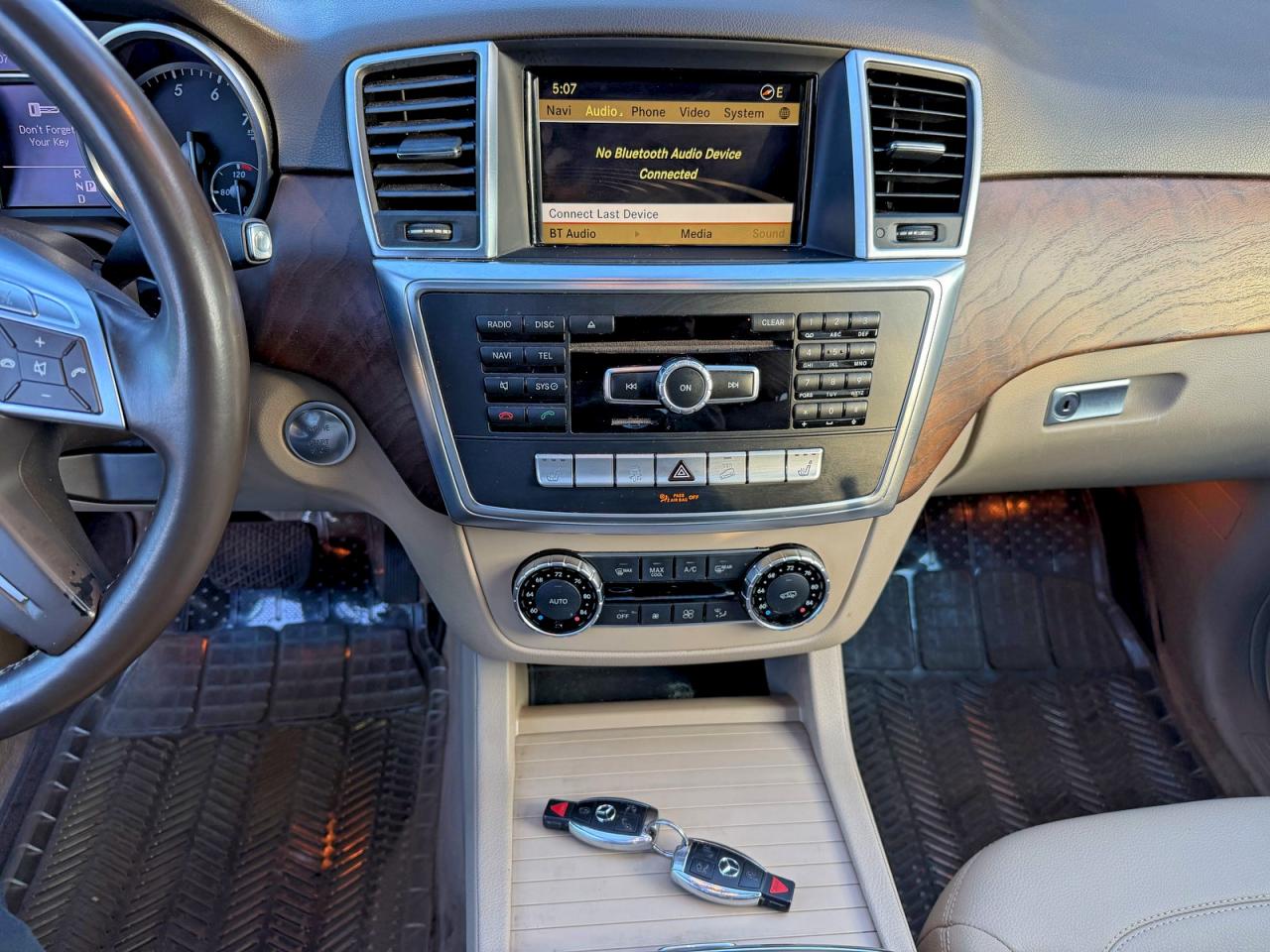 Mercedes-Benz M-Class 350 4matic Image 7