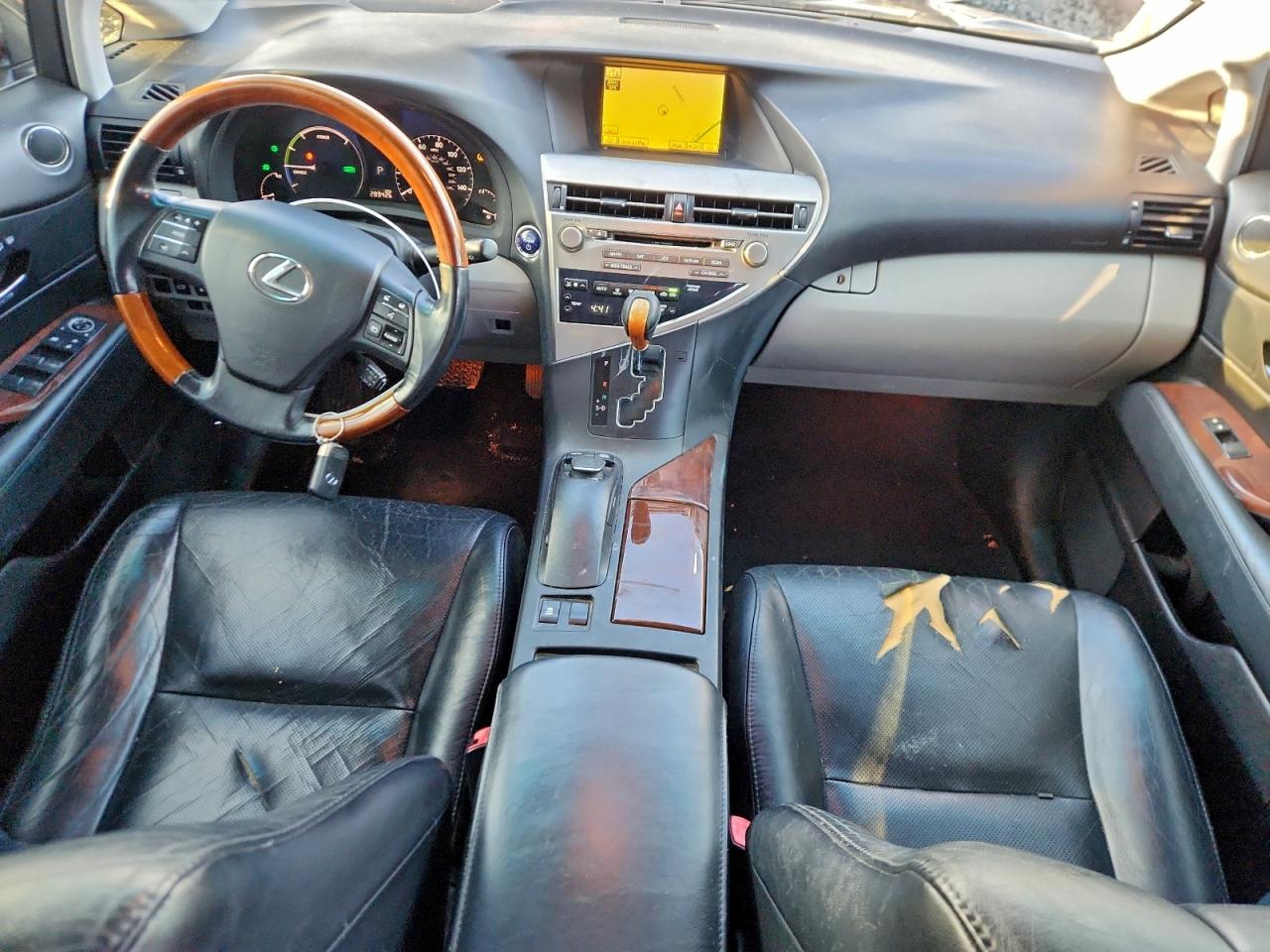 Lexus RX 450h Image 13