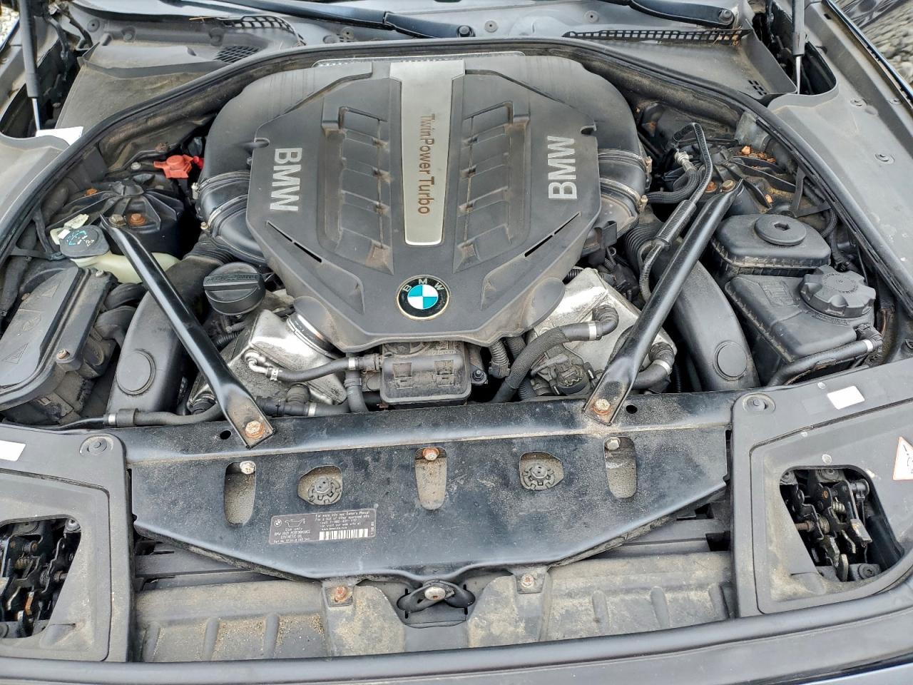 BMW 5 Series Xi Image 9