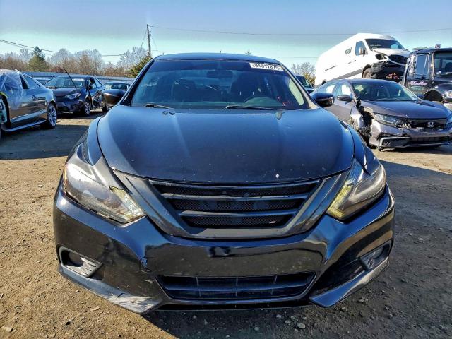 Nissan Altima 2.5 Image 7