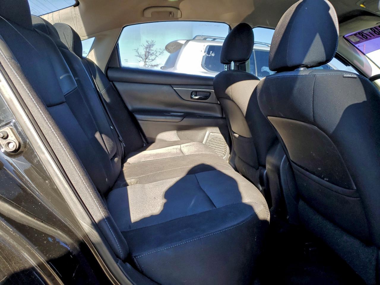 Nissan Altima 2.5 Image 4