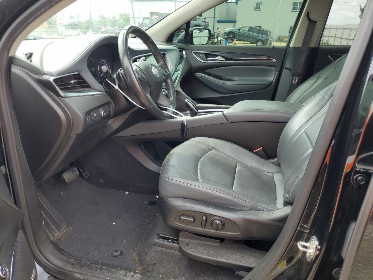 Buick Enclave Essence Image 6