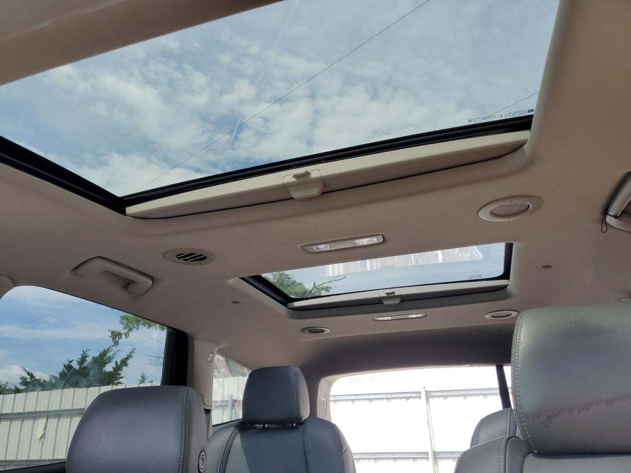 Buick Enclave Essence Image 3