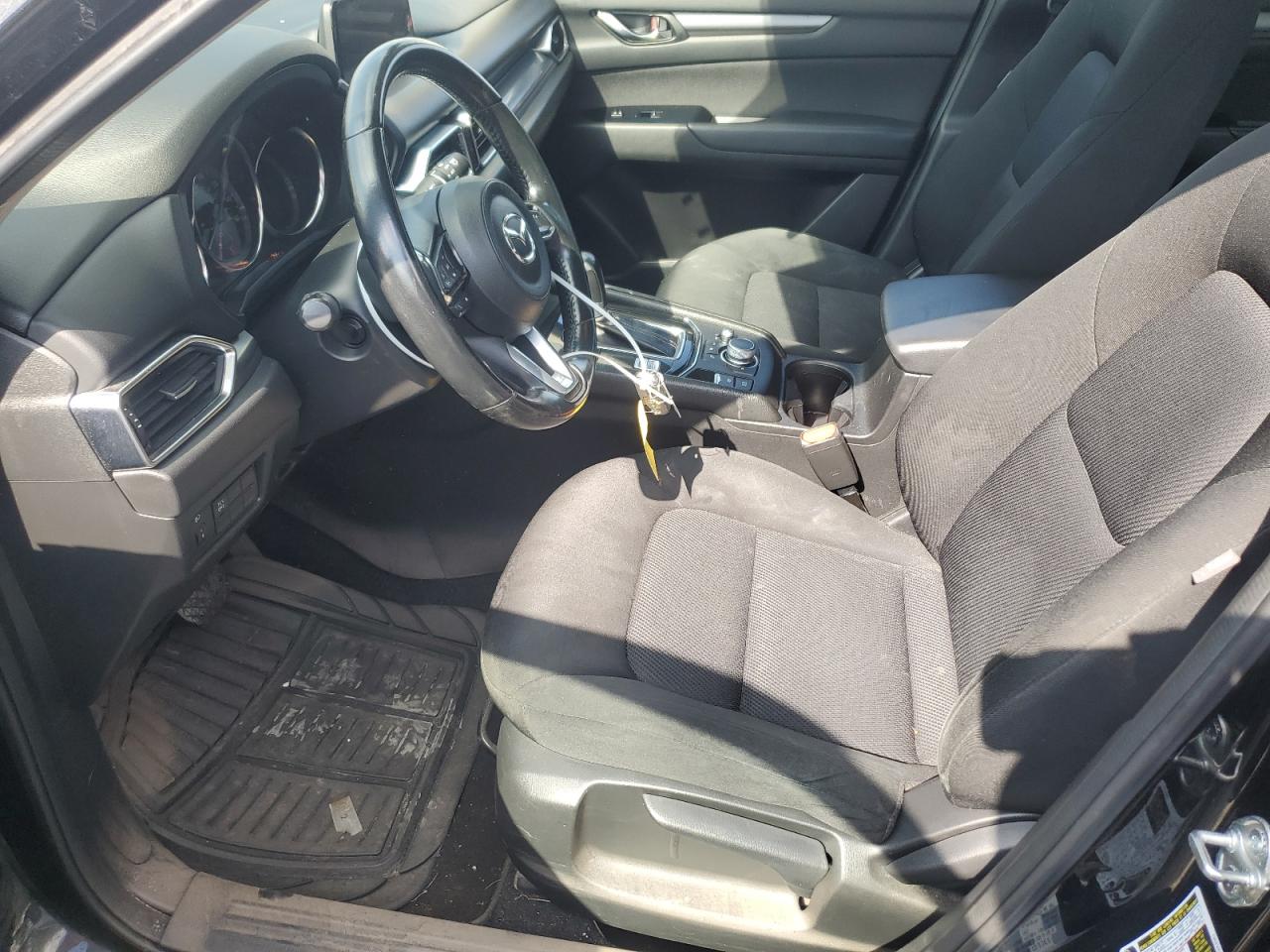 Mazda Cx Sport Image 3