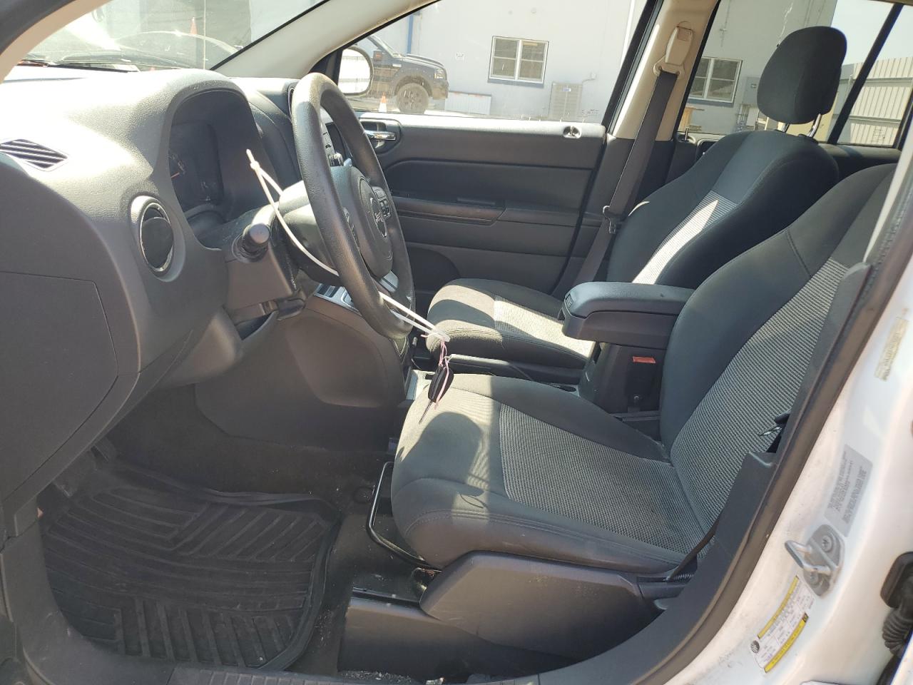 Jeep Compass Sport Image 3