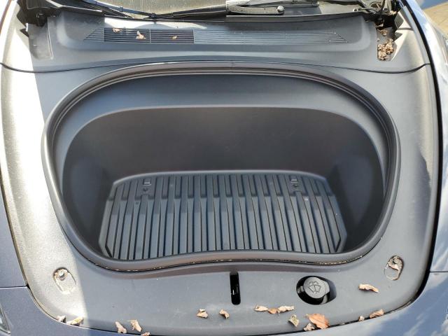 Tesla Model 3 Image 6