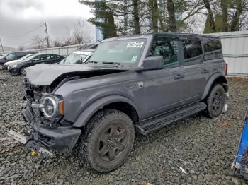  Salvage Ford Bronco