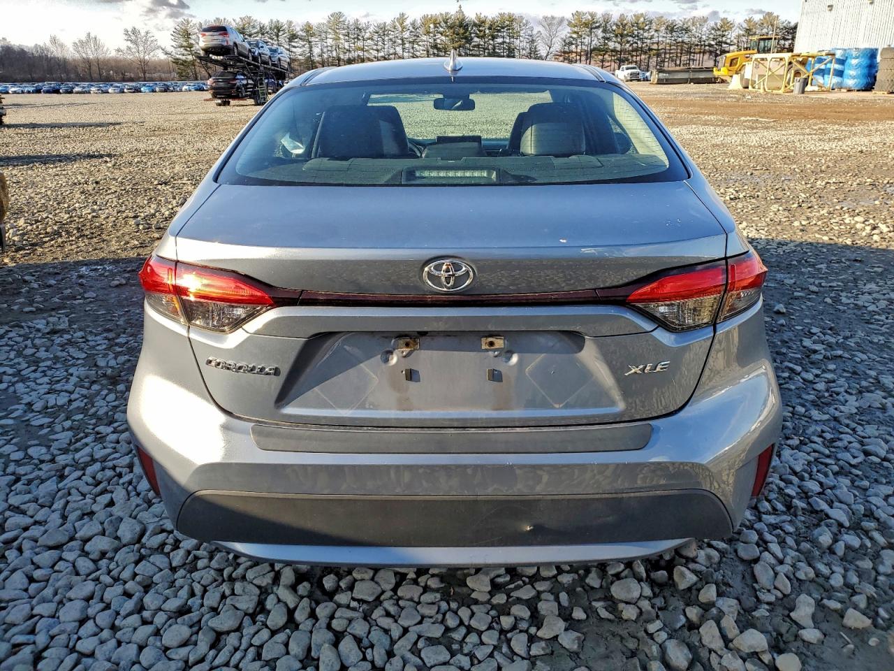 Toyota Corolla Xle Image 3