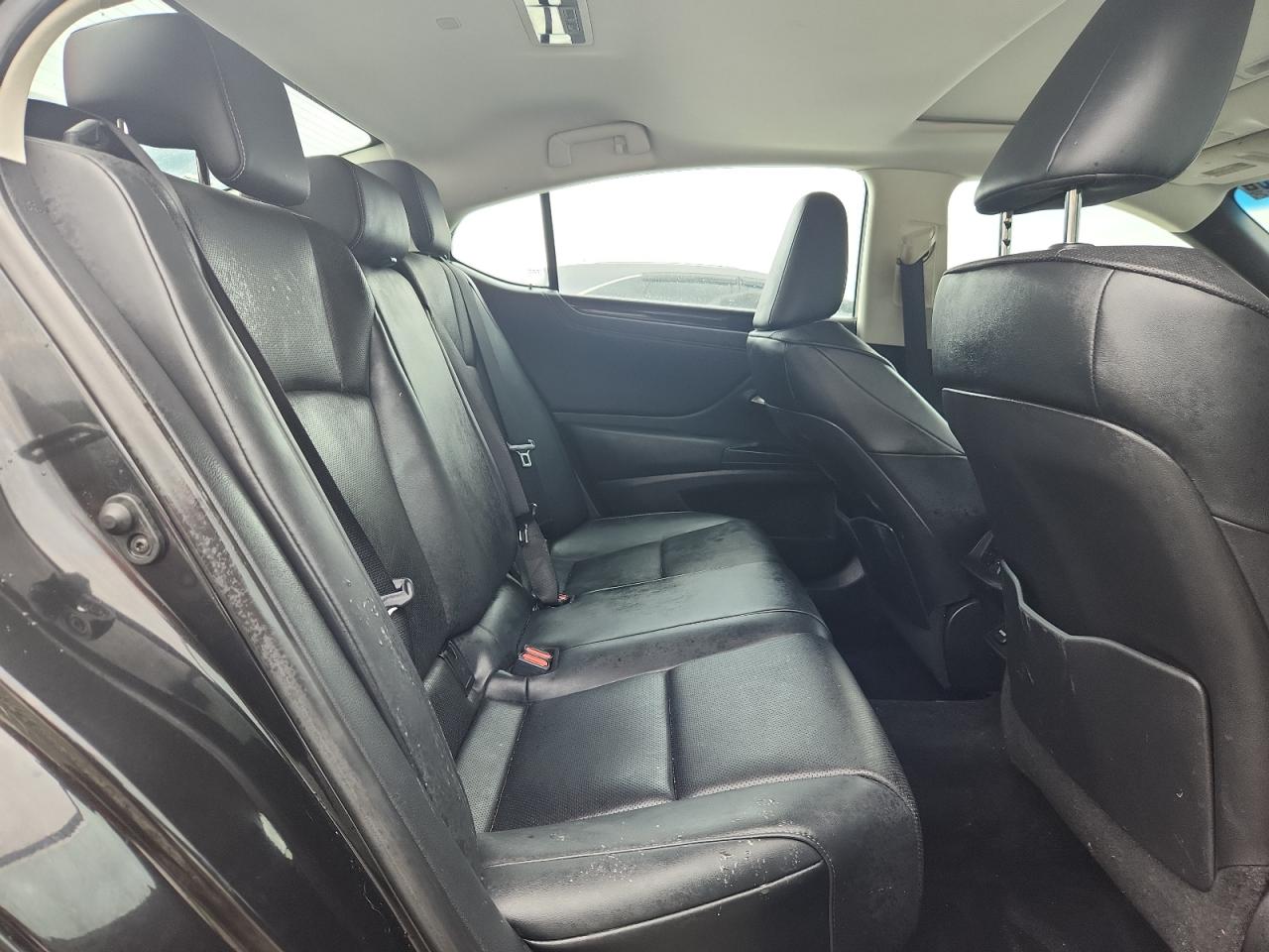 Lexus Es 350 Base Image 2