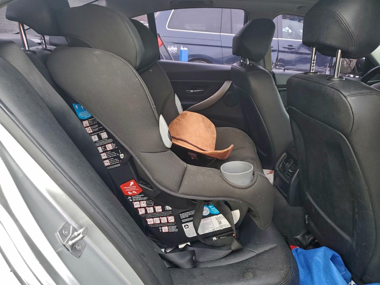 BMW 3 Series I Xdrive Image 8