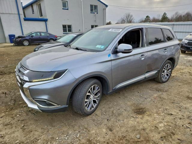  Salvage Mitsubishi Outlander