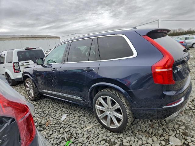 Volvo XC90 T8 Image 10