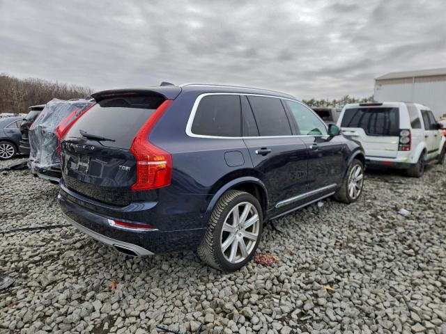 Volvo XC90 T8 Image 8