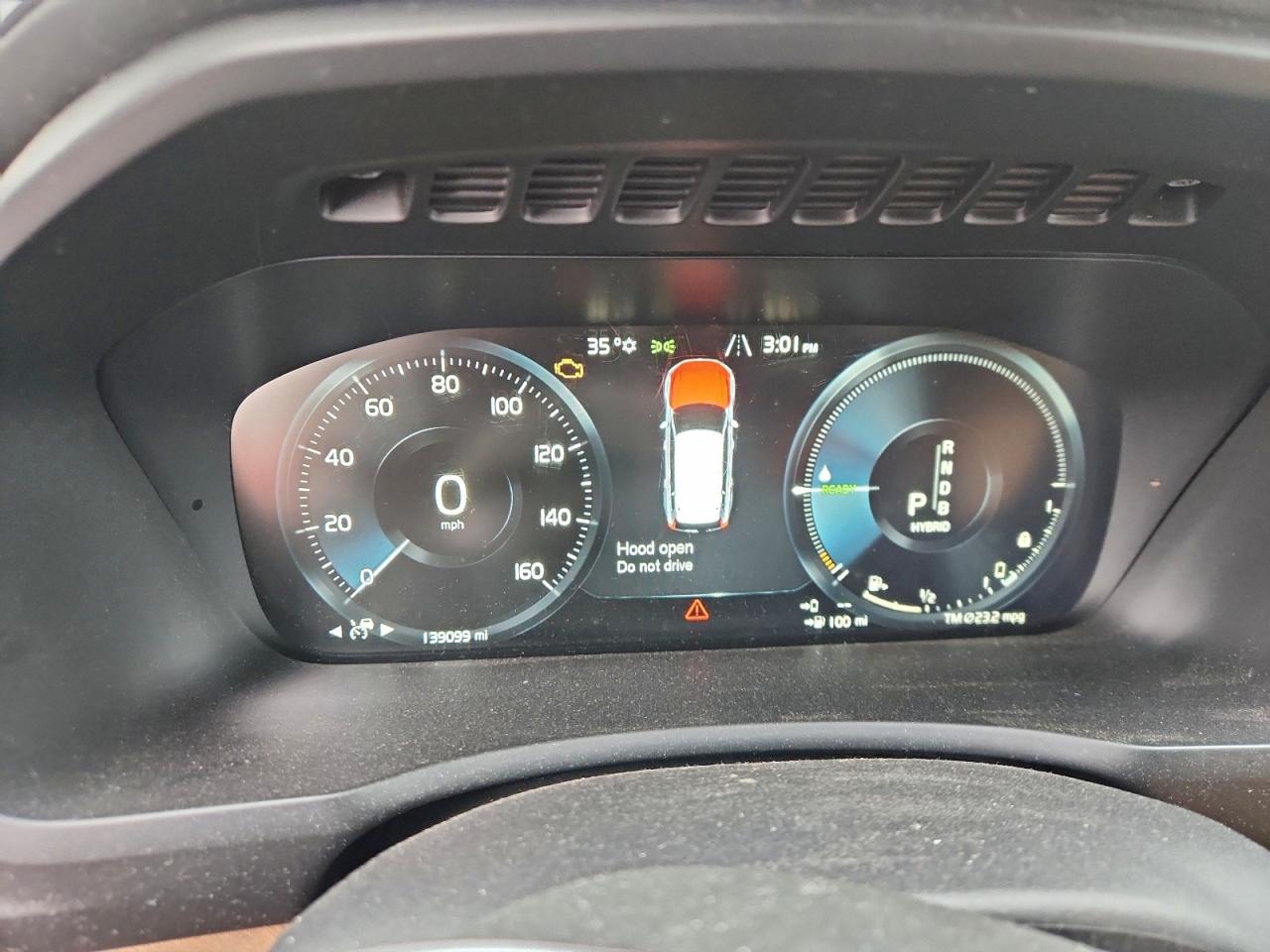 Volvo XC90 T8 Image 6