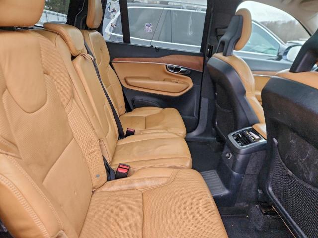 Volvo XC90 T8 Image 9