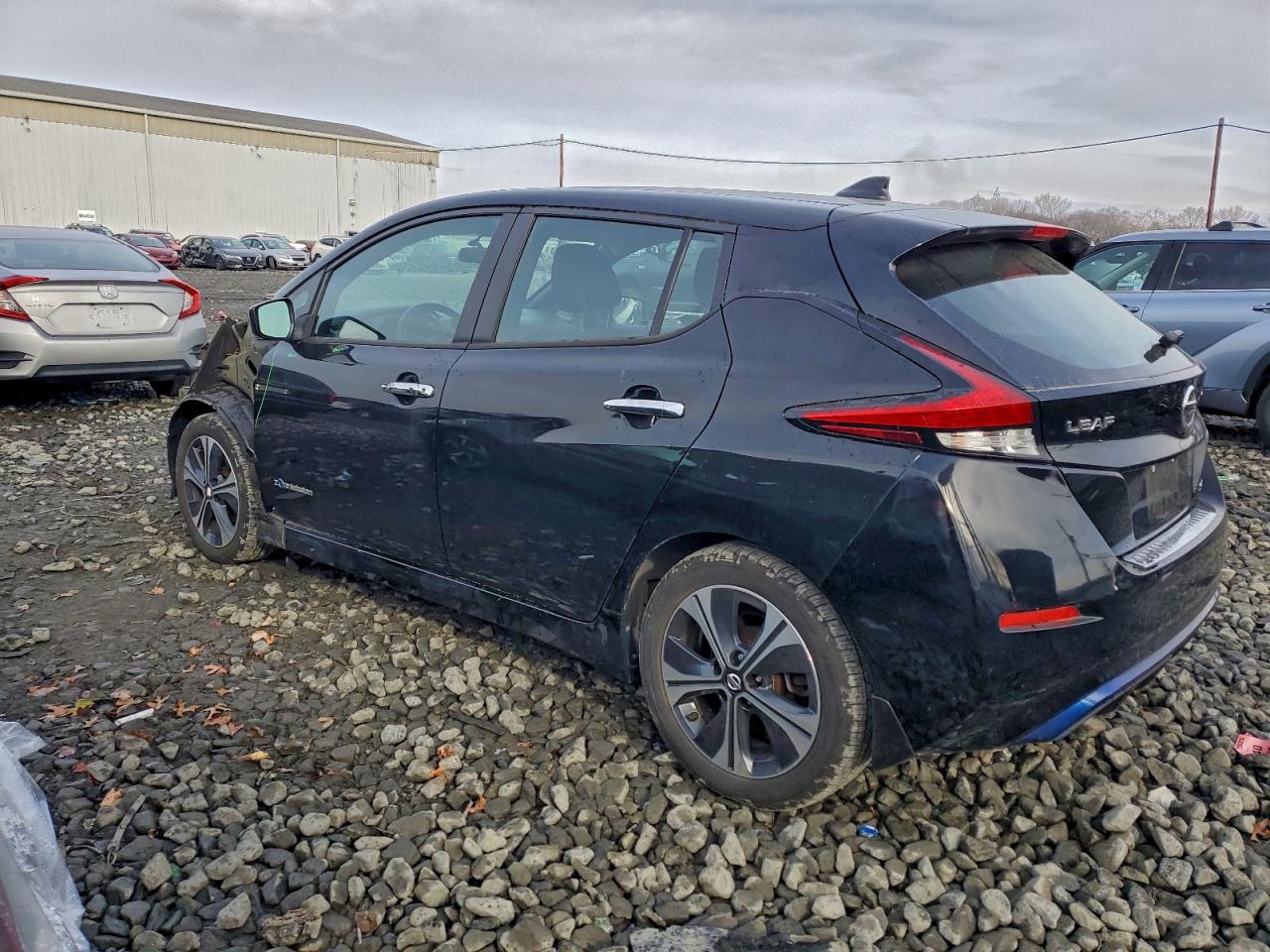 Nissan LEAF S Image 2