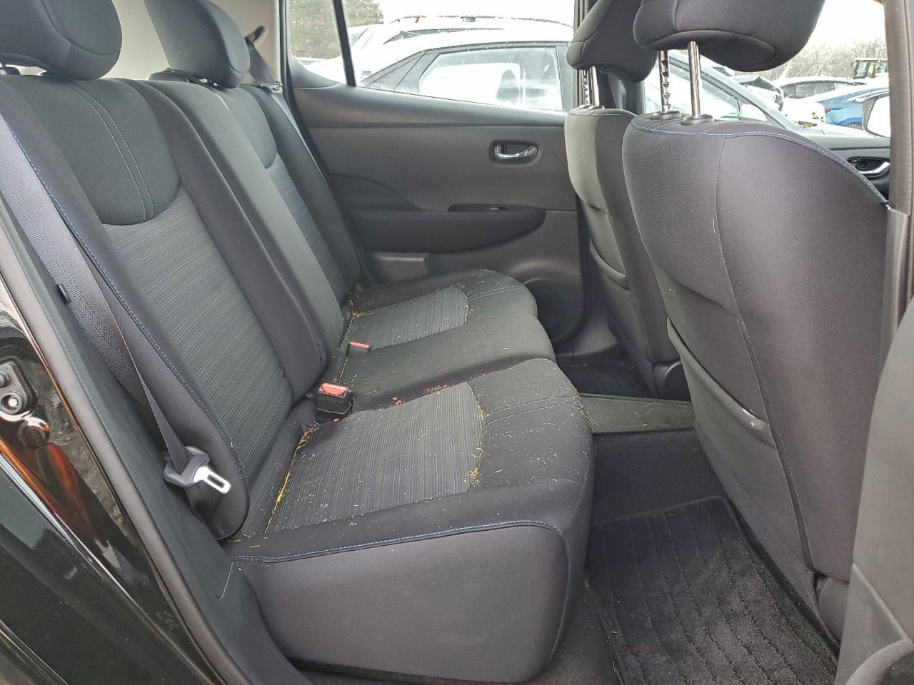 Nissan LEAF S Image 4