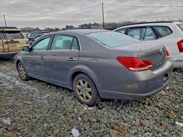 Toyota Avalon Xl Image 2