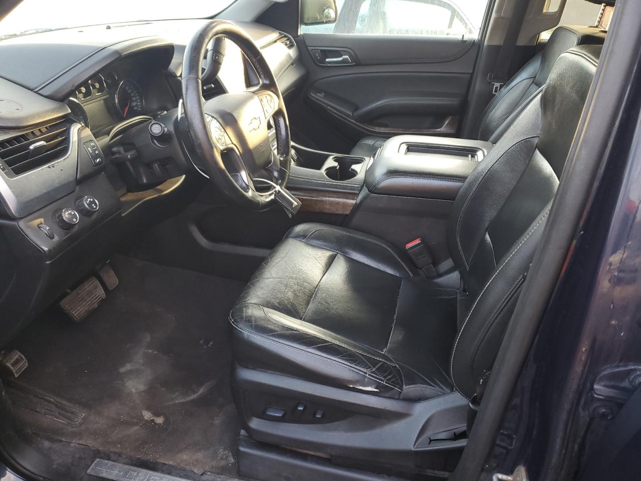 Chevrolet Suburban K1500 Lt Image 12