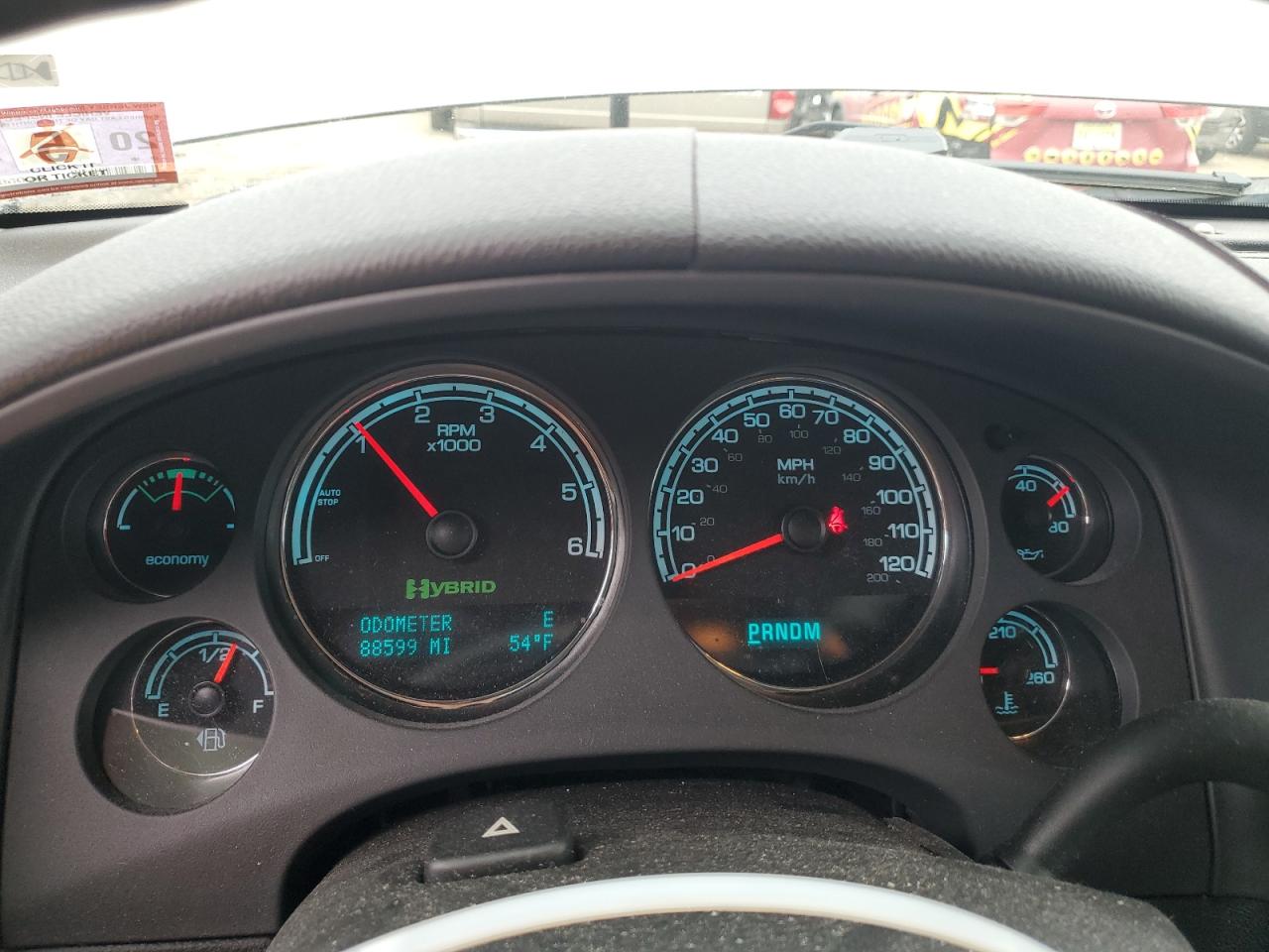 GMC Yukon Hybrid Image 11