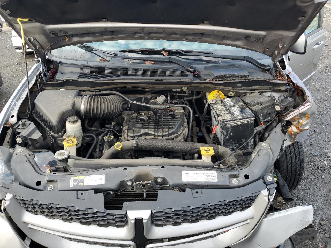 Dodge Caravan R/t Image 10