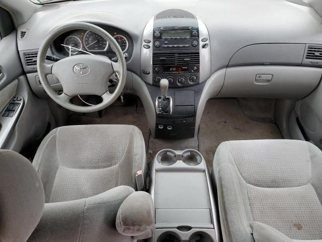 Toyota Sienna Ce Image 7