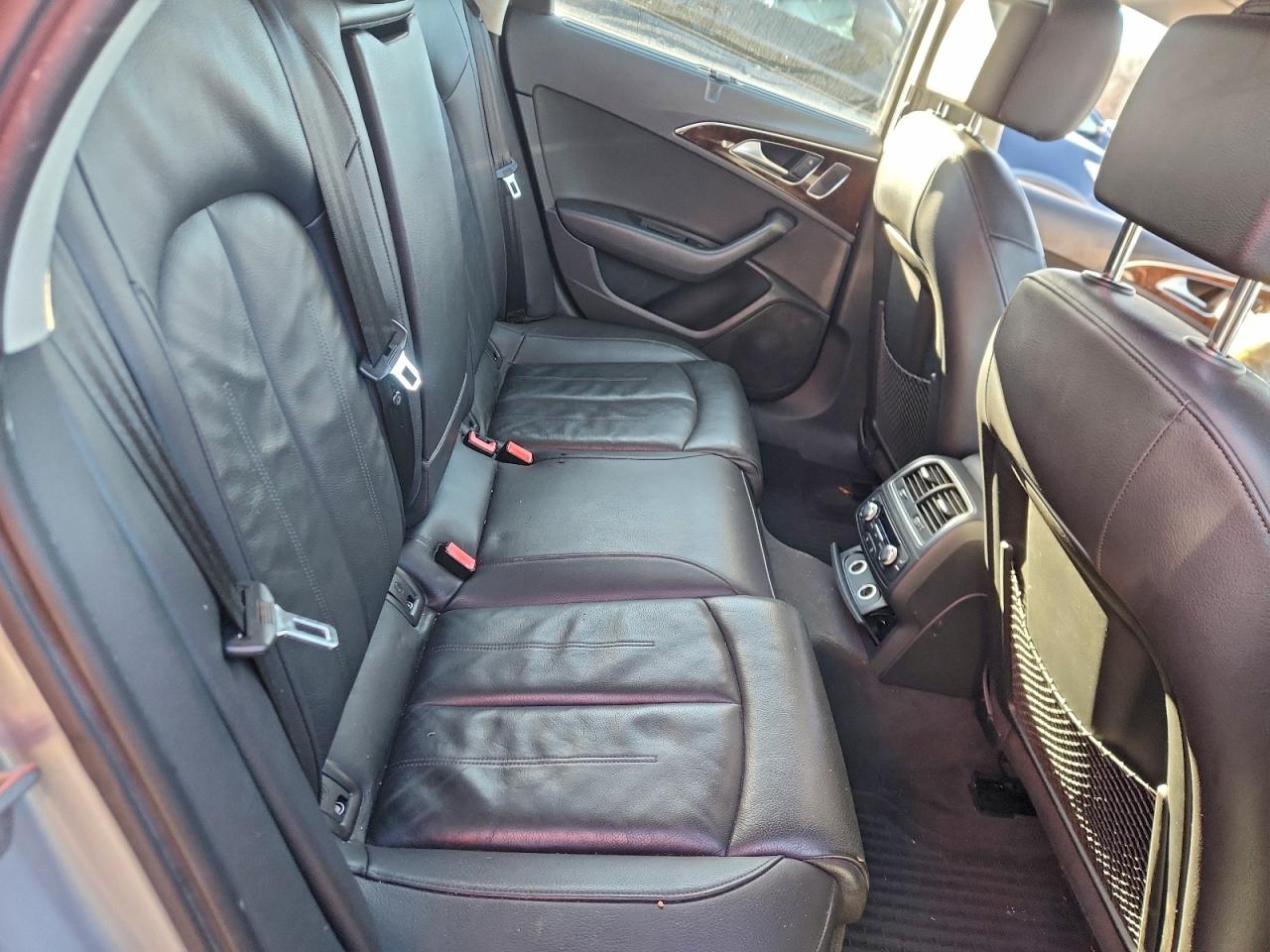 Audi 100 E Premium Plus Image 11