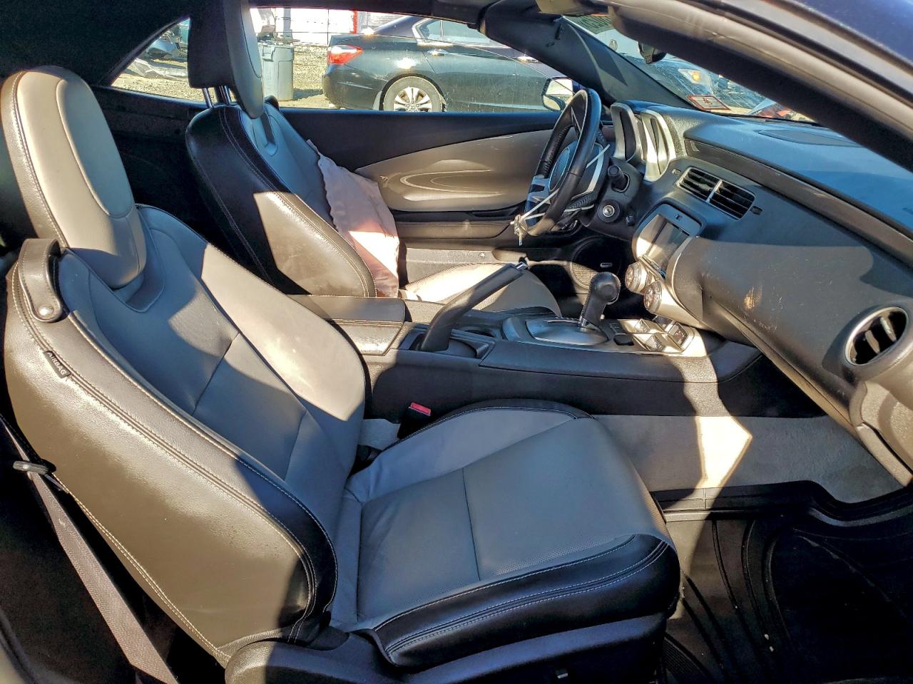 Chevrolet Camaro Lt Image 6