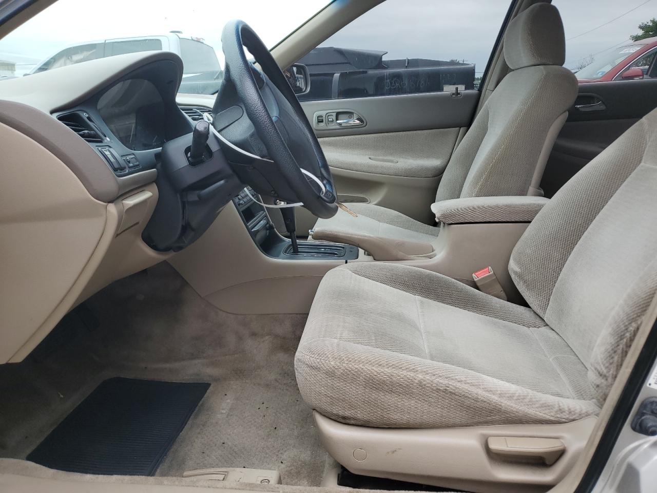 Honda Accord Lx Image 3