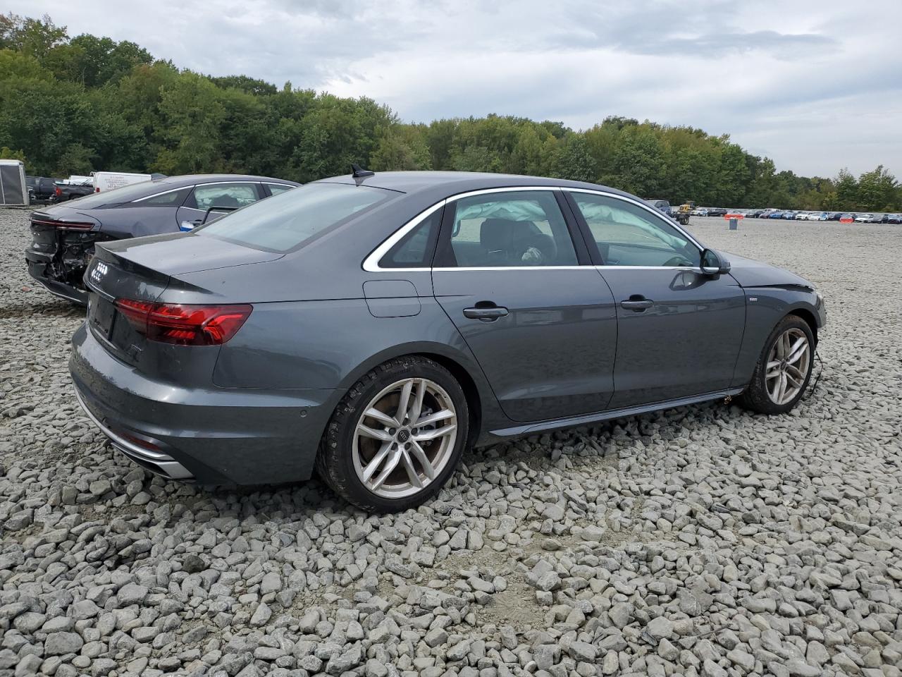 Audi A4 Prestige 45 Image 11