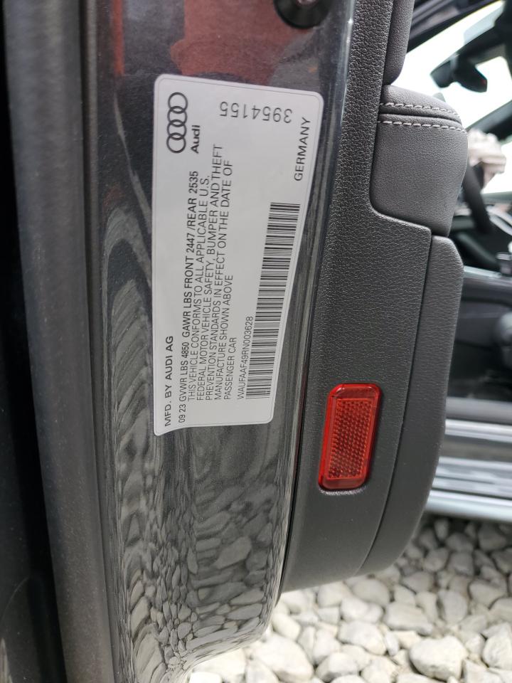 Audi A4 Prestige 45 Image 9