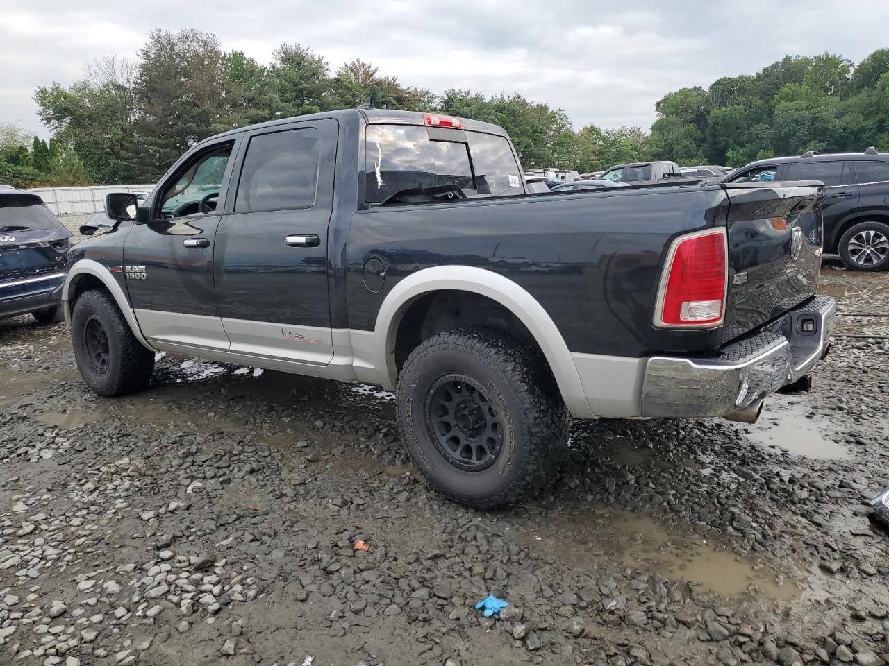 Ram 1500 Laramie Image 10