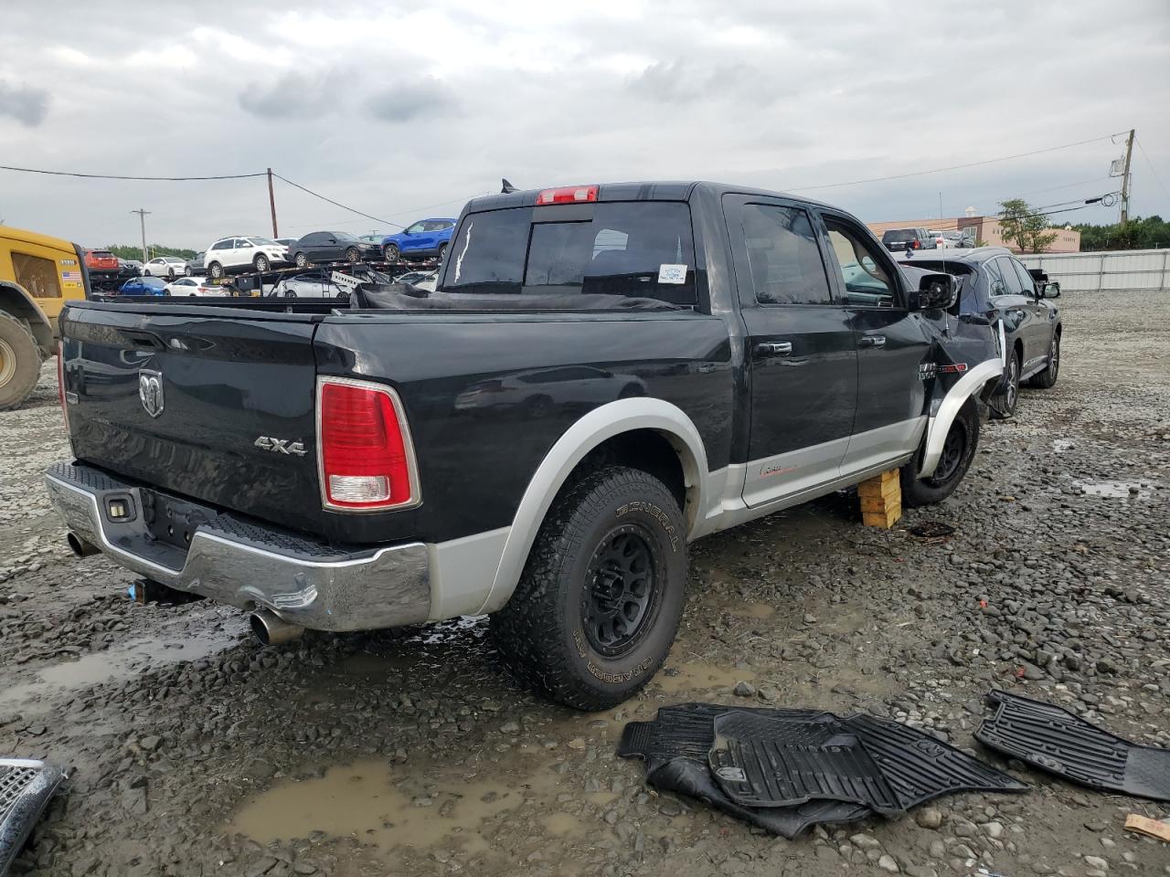 Ram 1500 Laramie Image 12