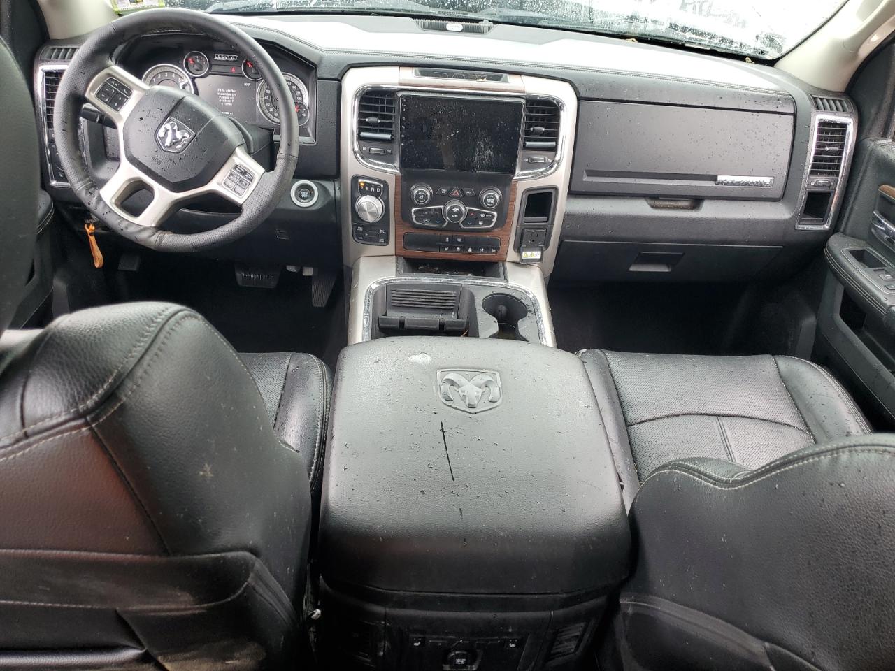 Ram 1500 Laramie Image 9