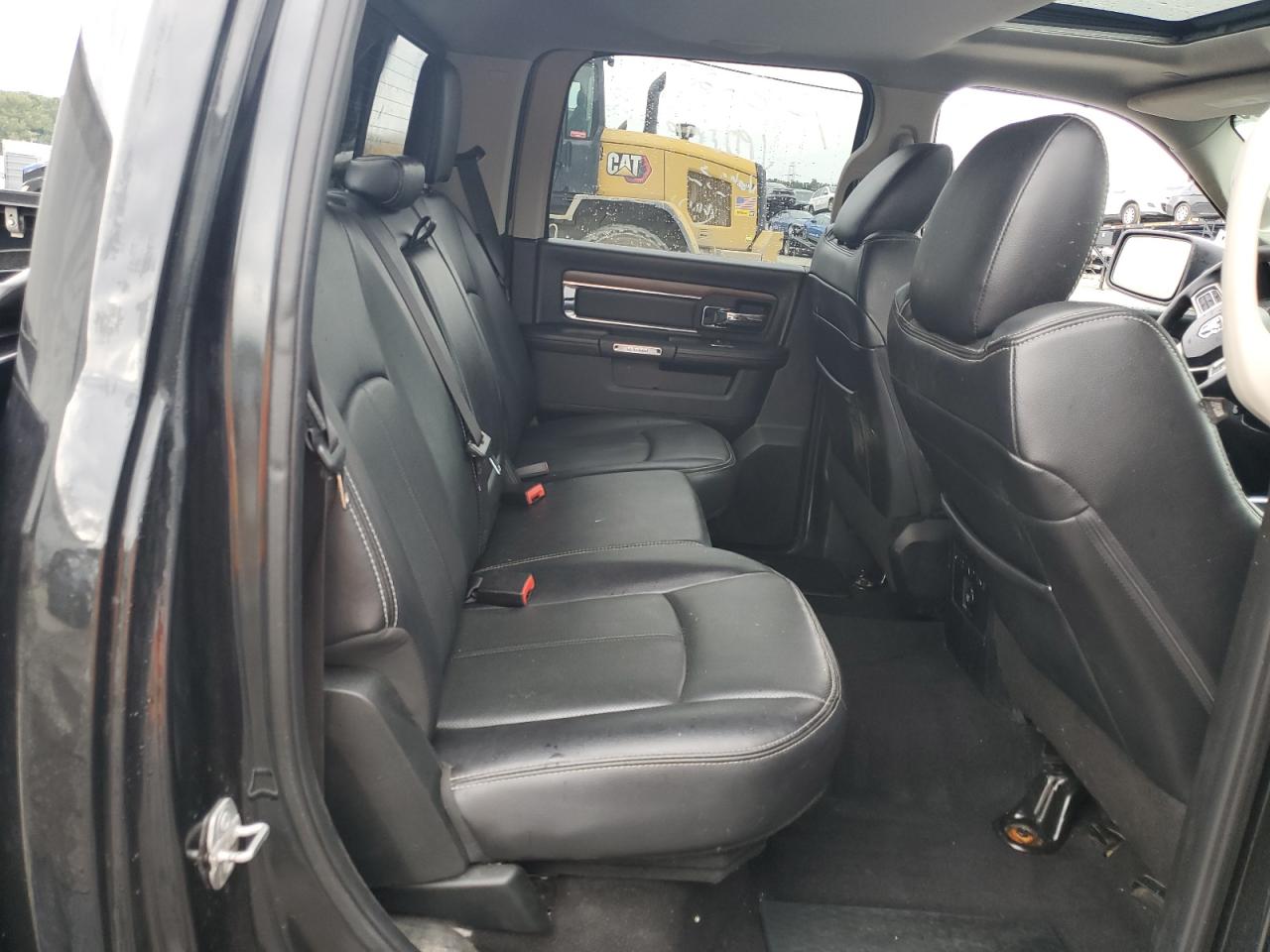 Ram 1500 Laramie Image 7