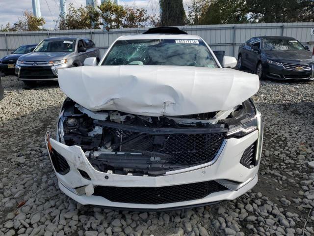 Cadillac CT4 Sport Image 11