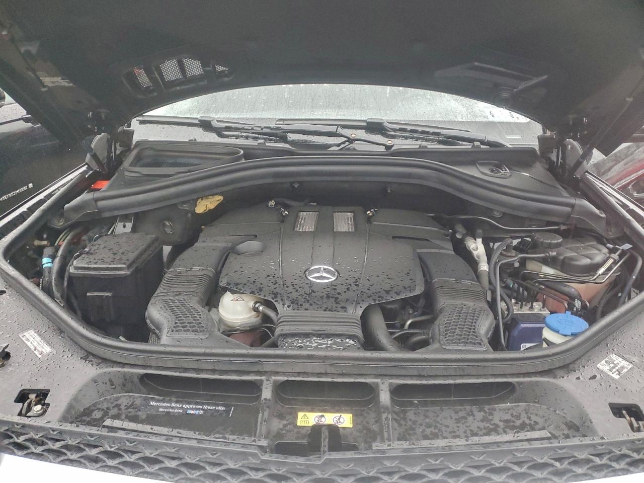 Mercedes-Benz G-Class 450 4matic Image 12