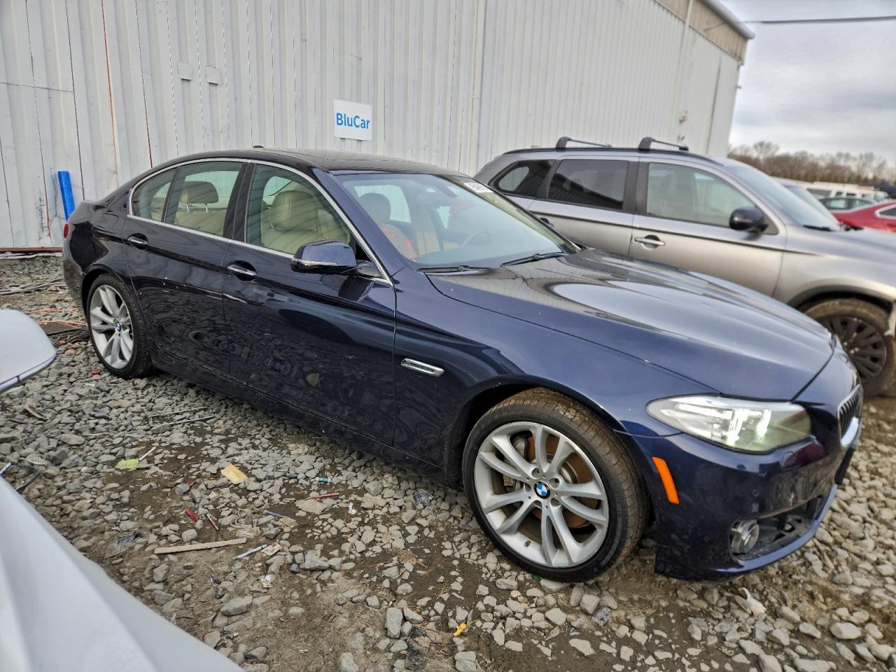 BMW 5 Series Xi Image 8