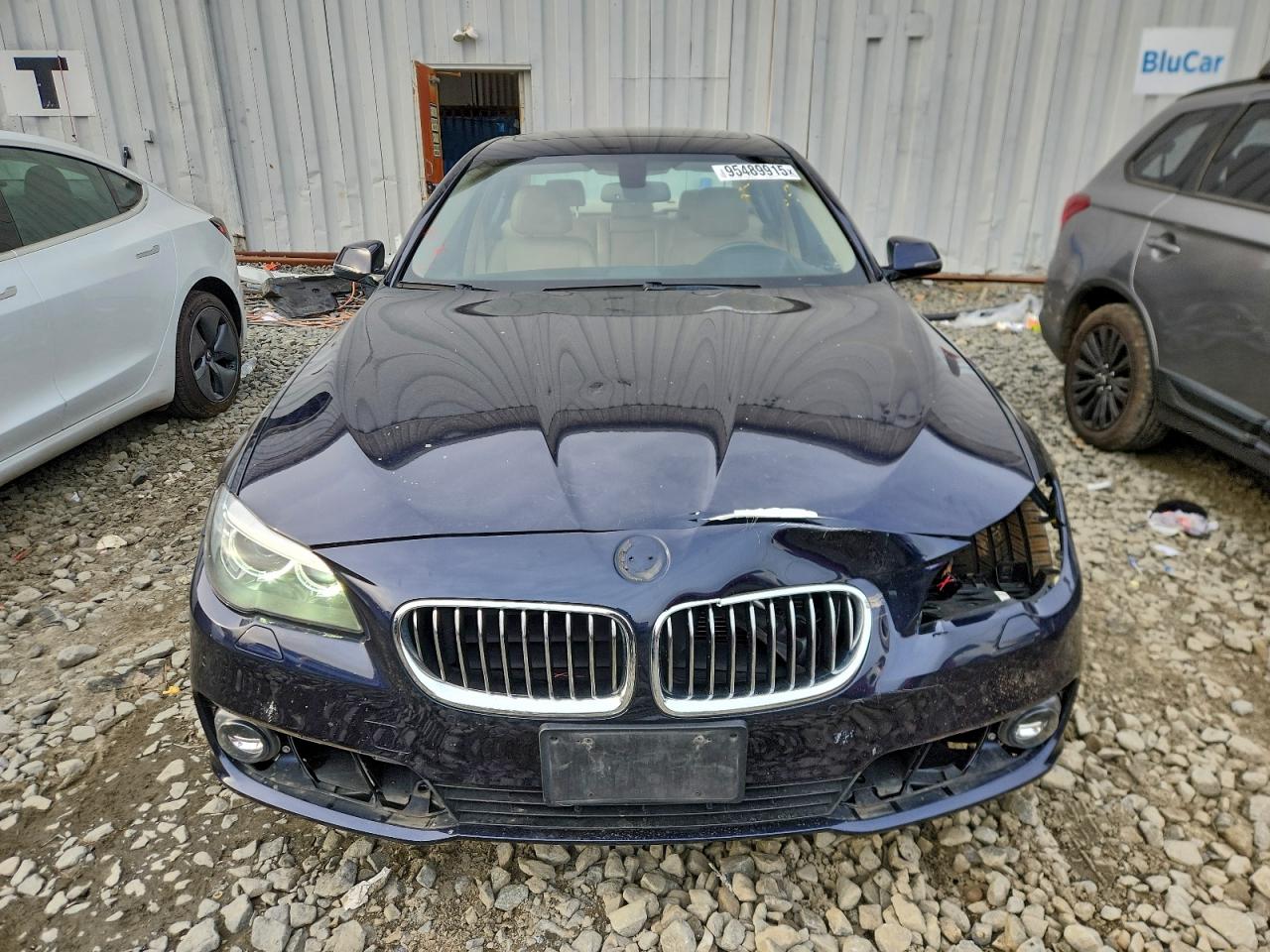 BMW 5 Series Xi Image 10