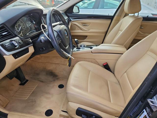 BMW 5 Series Xi Image 12