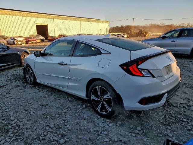 Honda Civic Touring Image 5