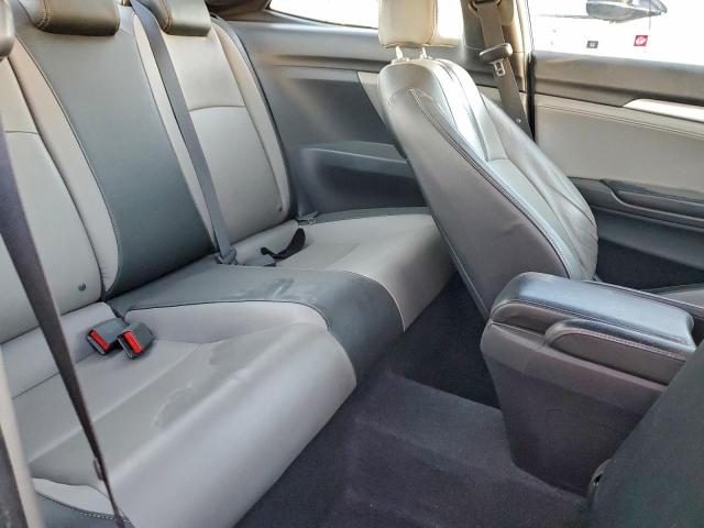 Honda Civic Touring Image 11