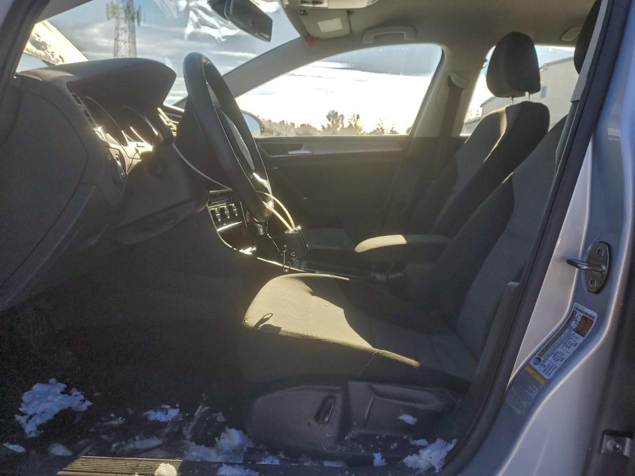 Volkswagen Golf Limited Image 4