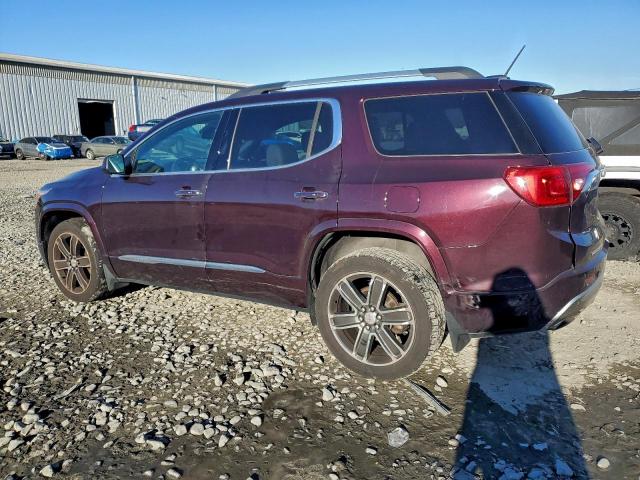 GMC Acadia Denali Image 4