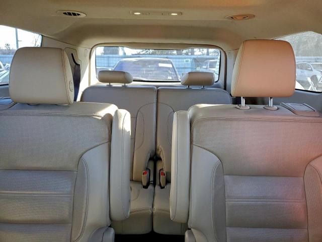 GMC Acadia Denali Image 2