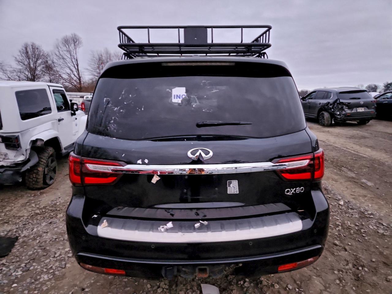 INFINITI Qx Base Image 11